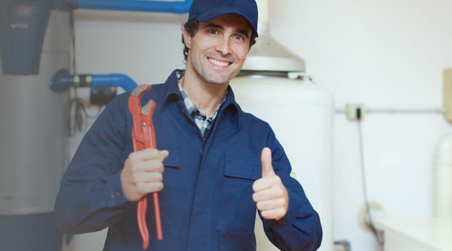 Local expert plumbing services in South English, IA